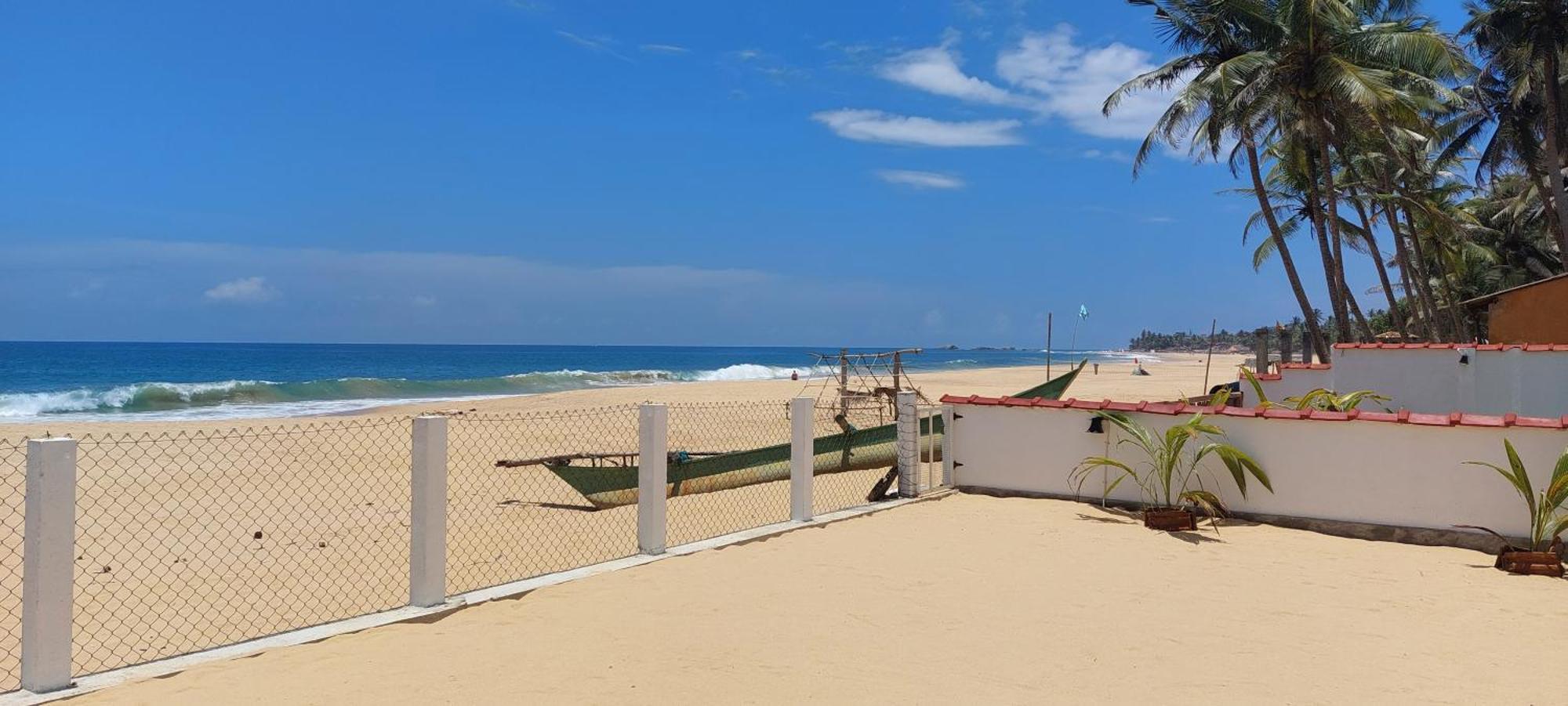 Tropical Beach House Hikkaduwa Kültér fotó